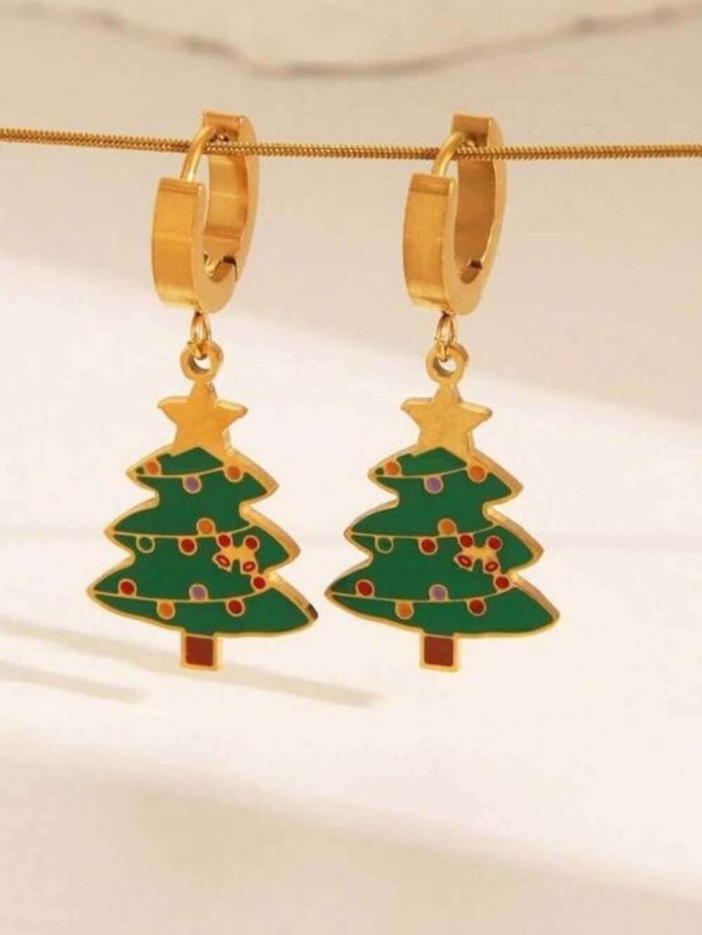 Festive Christmas Tree Earrings Q218